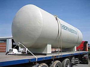 PRESSUR AND VACUM TANKS